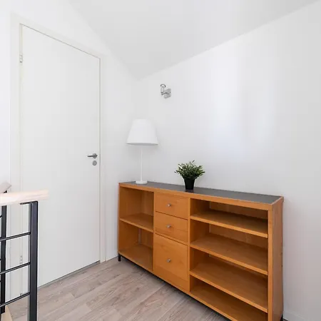 Apartament Spacious 2-level Penthouse In