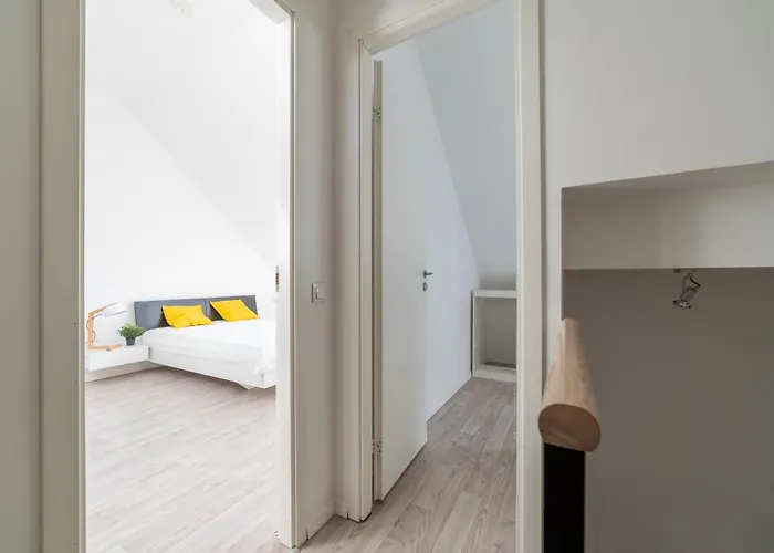 Διαμέρισμα Spacious 2-level Penthouse In *