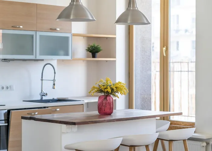 Spacious 2-level Penthouse In * Reval