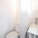 Apartman Spacious 2-level Penthouse In