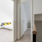 Apartman Spacious 2-level Penthouse In *